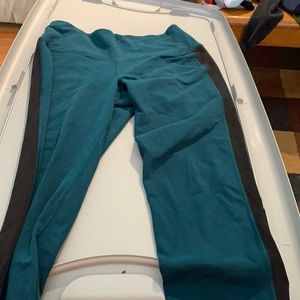 Turquoise dri fit Nike leggings